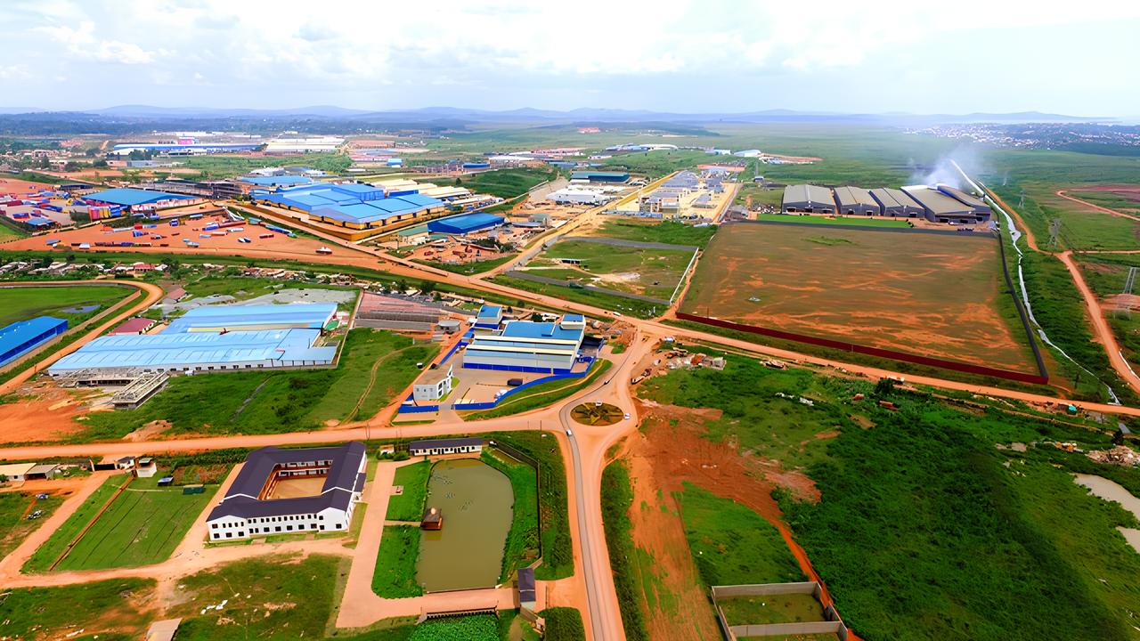 Conversations on the Ugandan boom